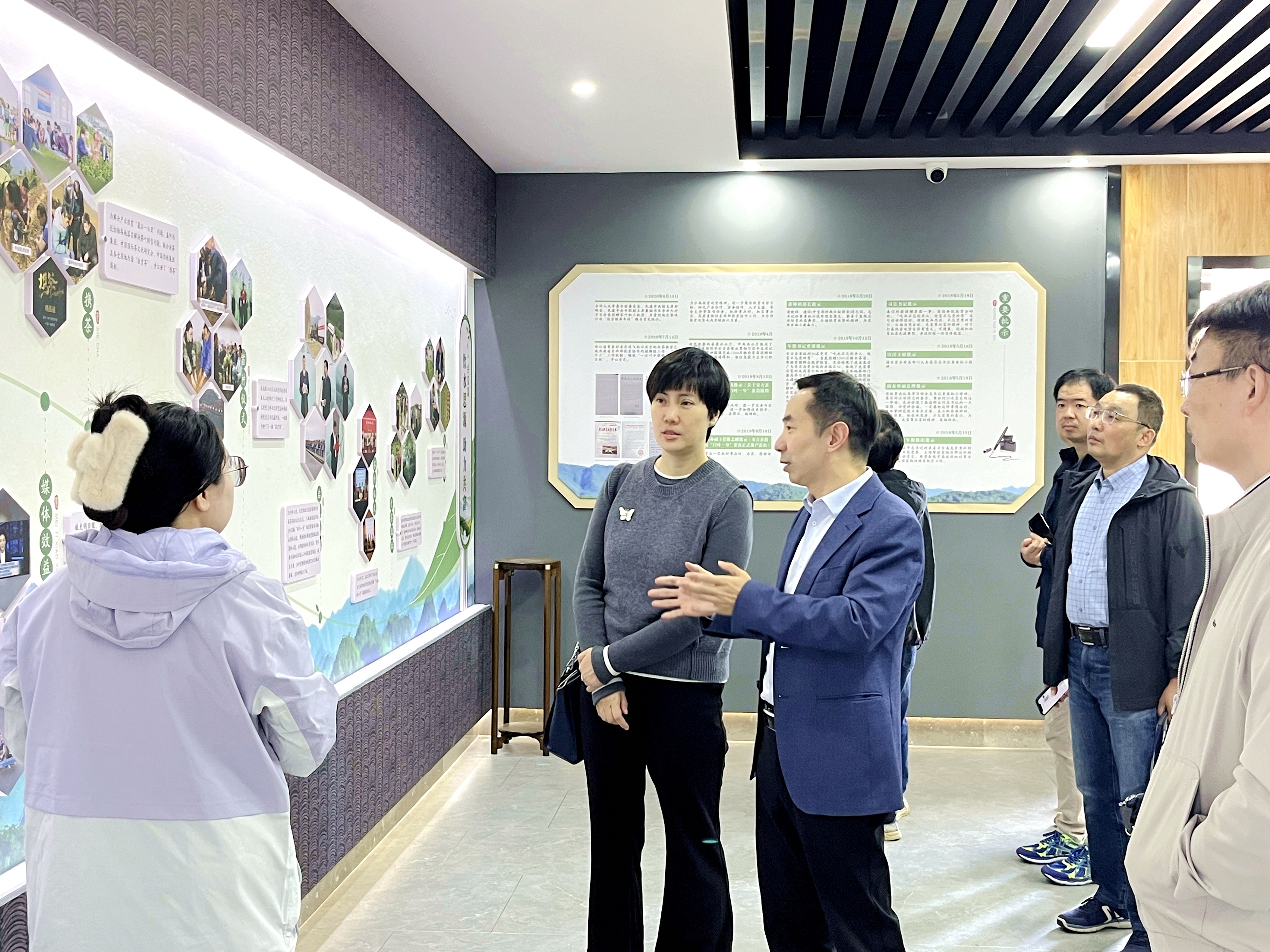 外贸预警促发展，“三茶”统筹建新功——开云app官方版入口 - 开云专业的云端应用服务平台第一党支部浙江省国际商会党支部赴安吉县黄杜村开展党建共建研学活动