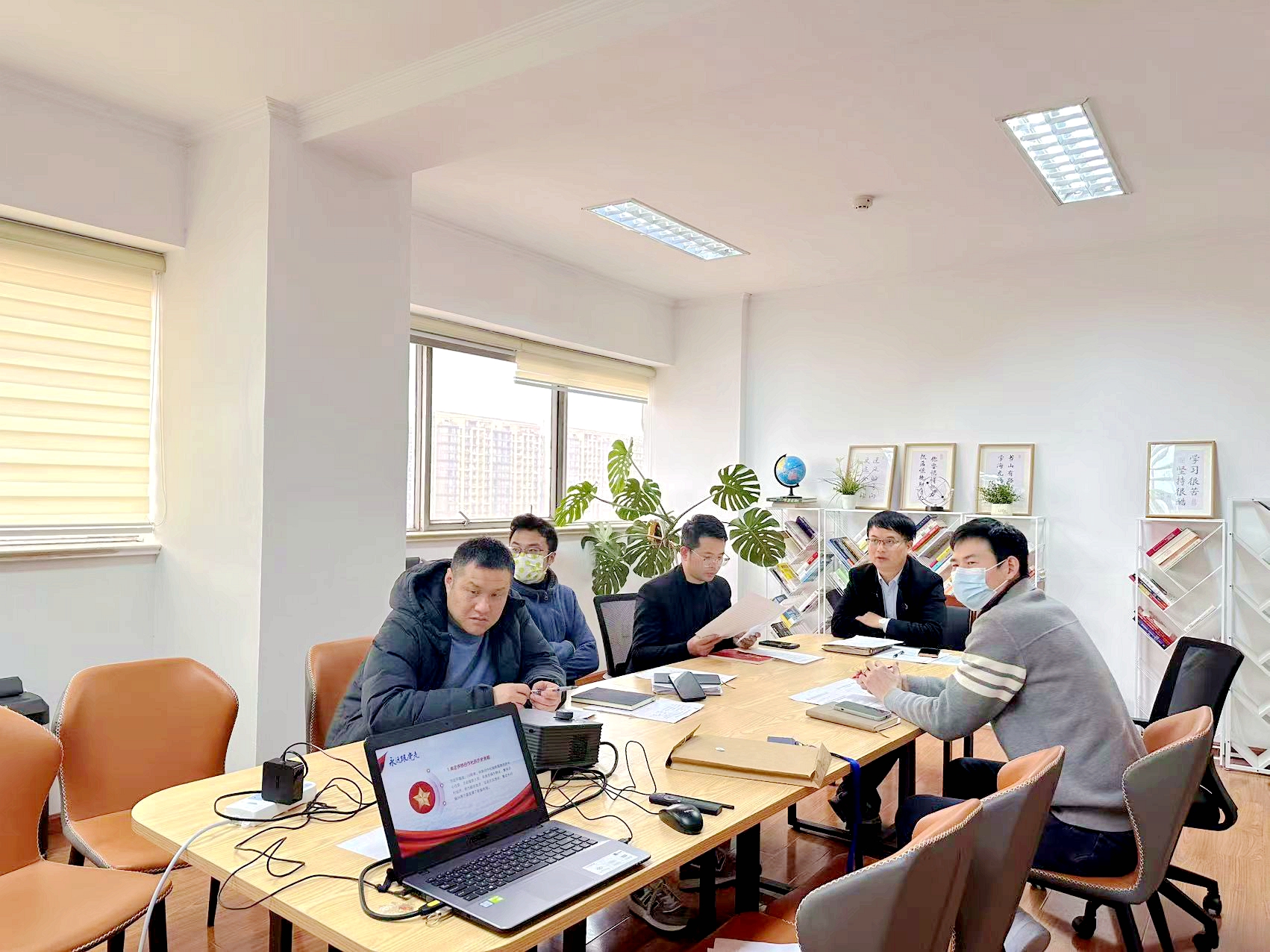 开云app官方版入口 - 开云专业的云端应用服务平台第一党支部深入学习贯彻习近平总书记在全国供销总社成立70周年纪念会上作出的重要指示精神